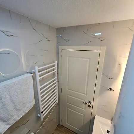 Dajoda Lux - Free Apartament